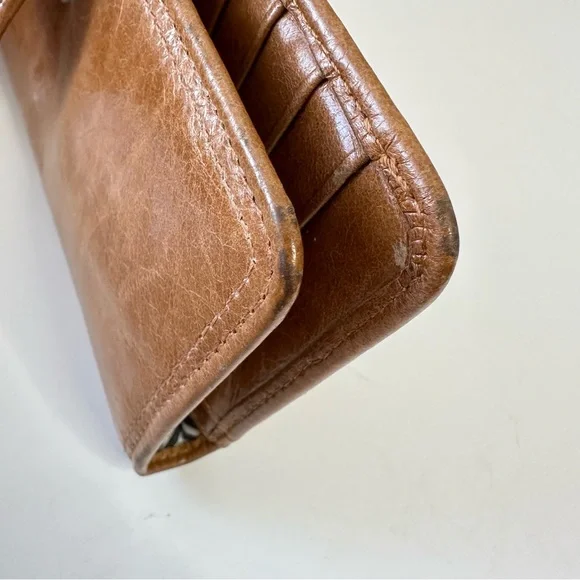 HOBO Brown Leather Wallet - Picture 9 of 9